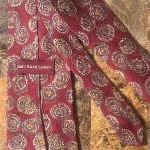 Chaps Men's Burgundy and Gold Patterned Tie